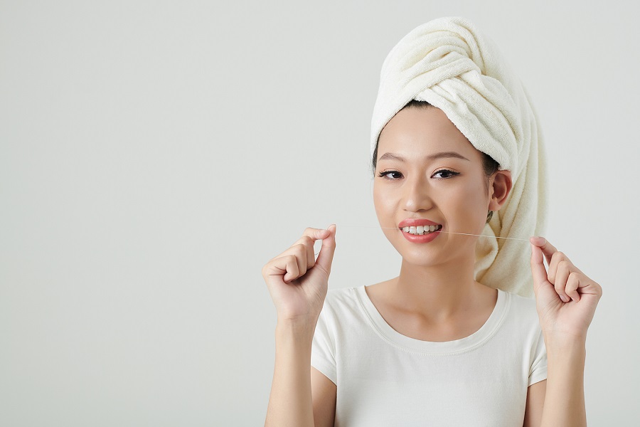 THE TOP 5 WAYS TO PREVENT PLAQUE FROM HARMING YOUR SMILE